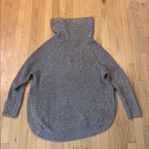Oversized turtle neck sweater